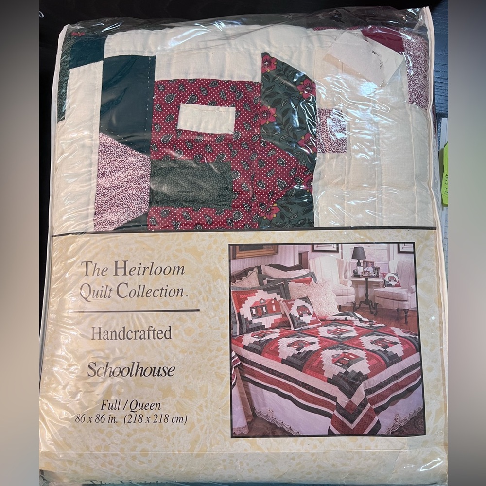 Heirloom Quilt Collection. Quilt and matching throw pillow